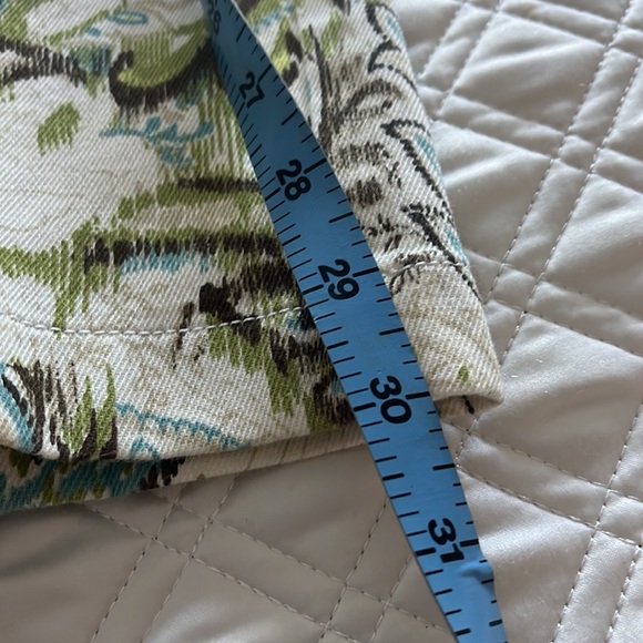 St John Sport size 2 beautiful pant - Picture 9 of 10